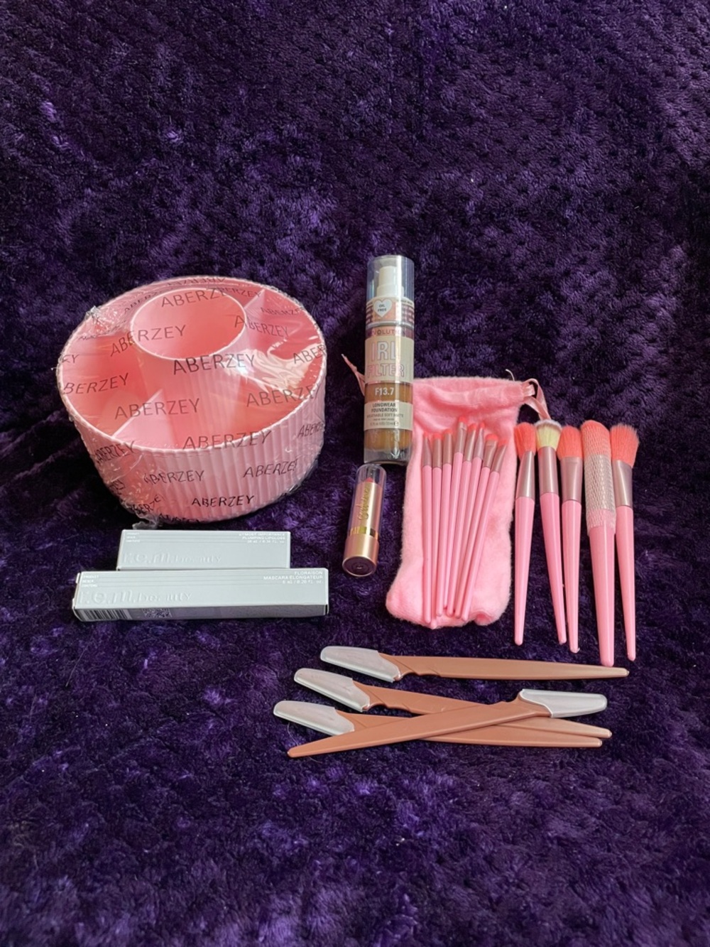 Revolution Foundation,Mascara,Lipstick,Gloss,Brushes,Facial Trimmer,Organizer
